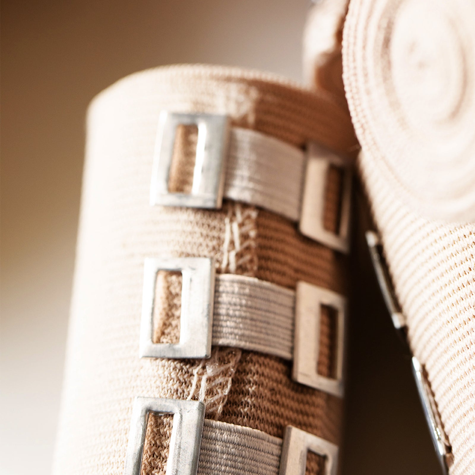 Elastic Bandage Wraps with Clip - Hampton Adams